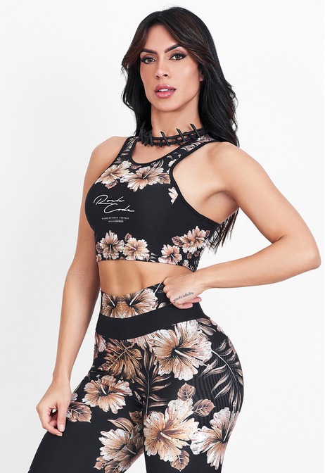 Top Cropped Kipu Rock